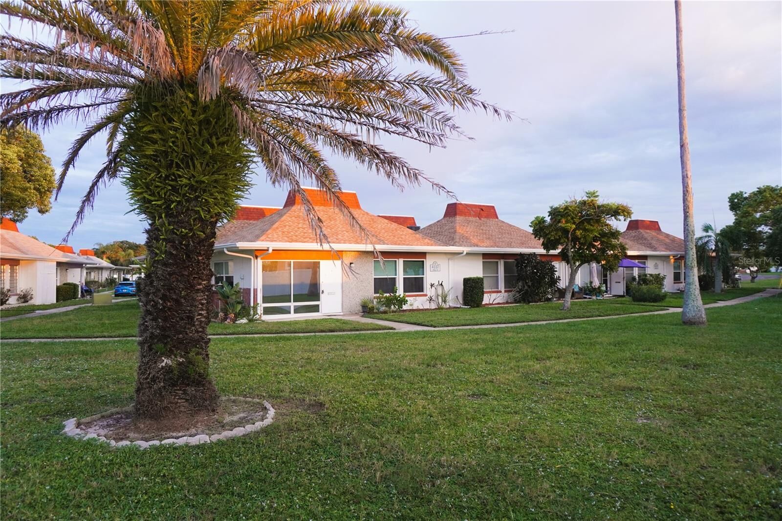 Property Photo:  4337 Tahitian Gardens Circle  FL 34691 