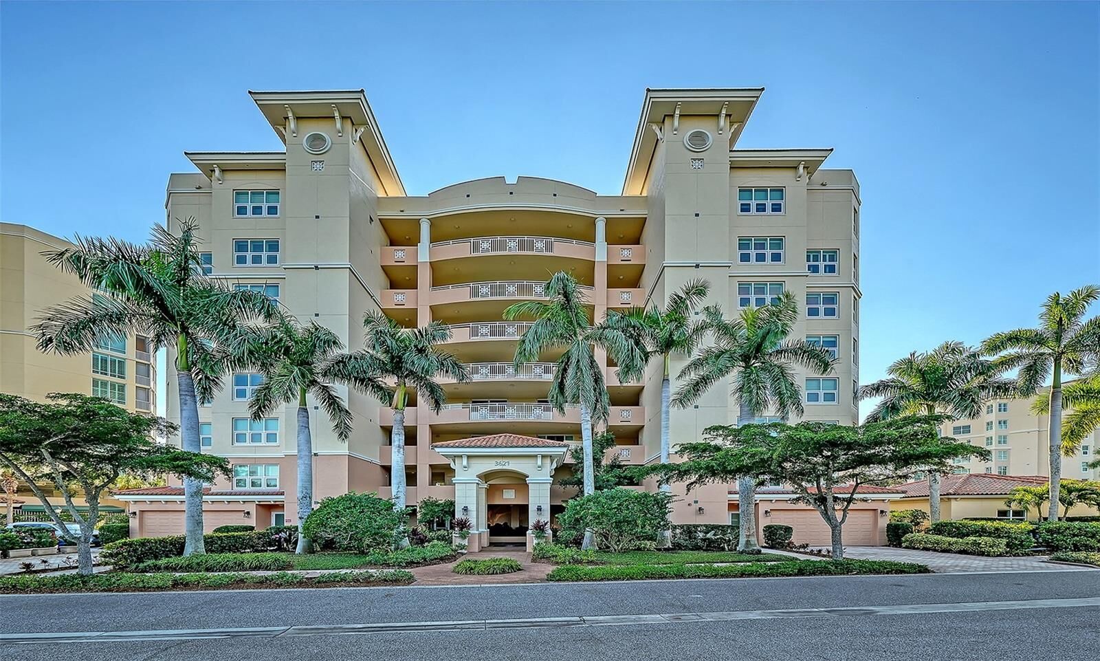 Property Photo:  3621 North Point Road 403  FL 34229 