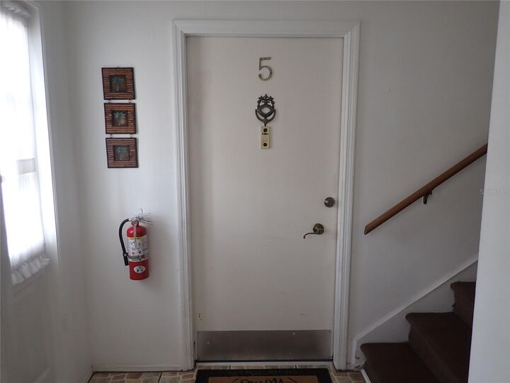 Property Photo:  4158 Tamiami Trail J5  FL 33952 