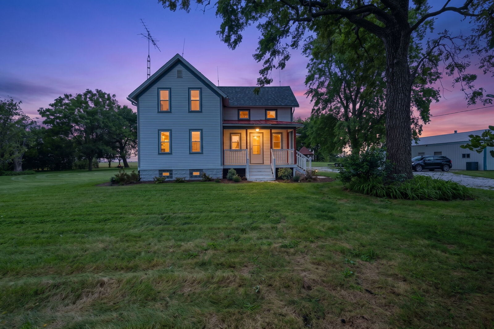 Property Photo: 3577 E 5000N Road N IL 60914