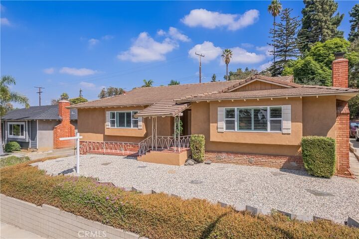 Property Photo:  13917 Walnut Street  CA 90602 