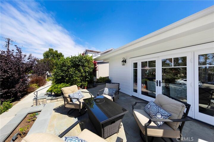 Property Photo:  412 1/2 Dahlia Avenue  CA 92625 