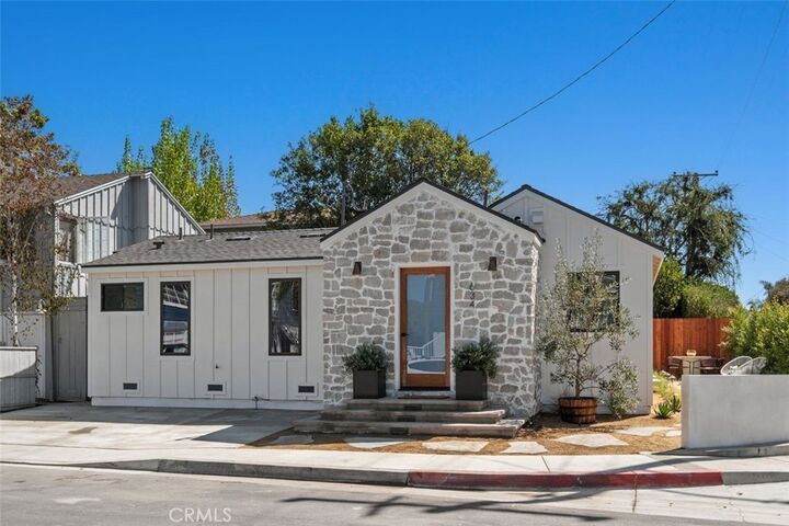 Property Photo:  634 Glenneyre  CA 92651 
