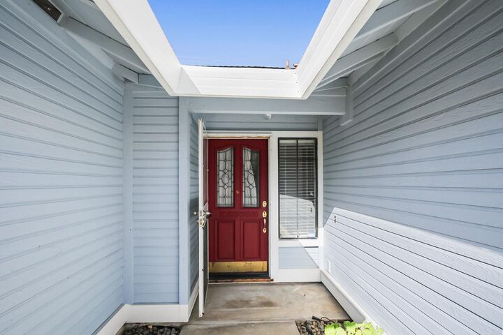 Property Photo:  7480 Wynndel Way  CA 95758 