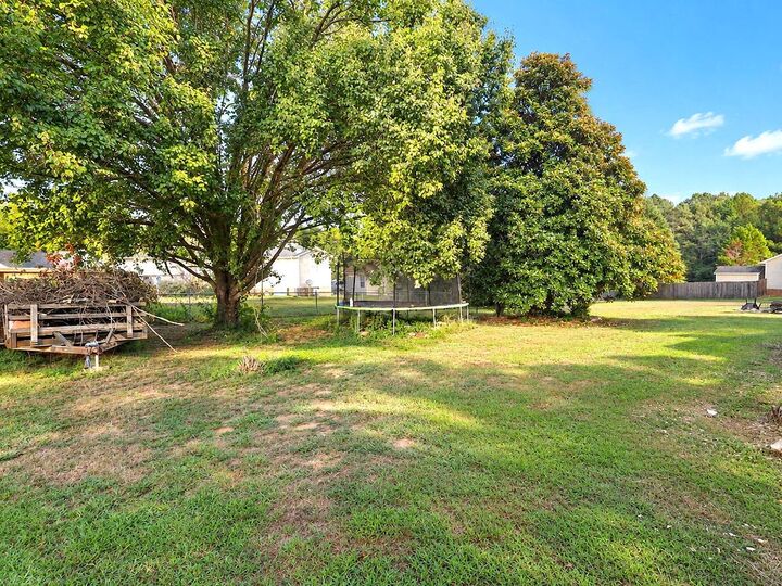 Property Photo: 131 Cody St NW TN 37312