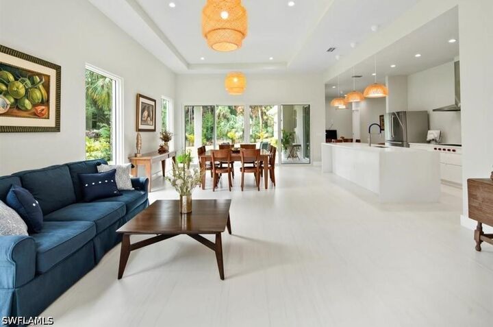 Property Photo: 3740 3rd Avenue SW FL 34117