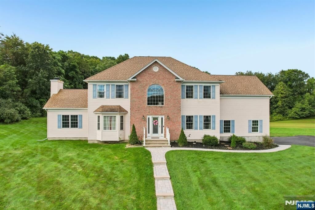 Property Photo: 16 Ponderosa Trail NJ 07871