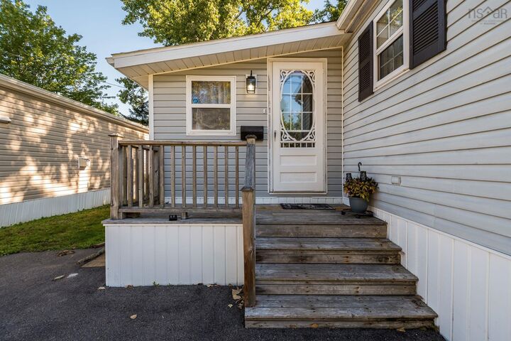 Property Photo:  14 Olympic Avenue Parkwood Court  NS B4N 3T8 