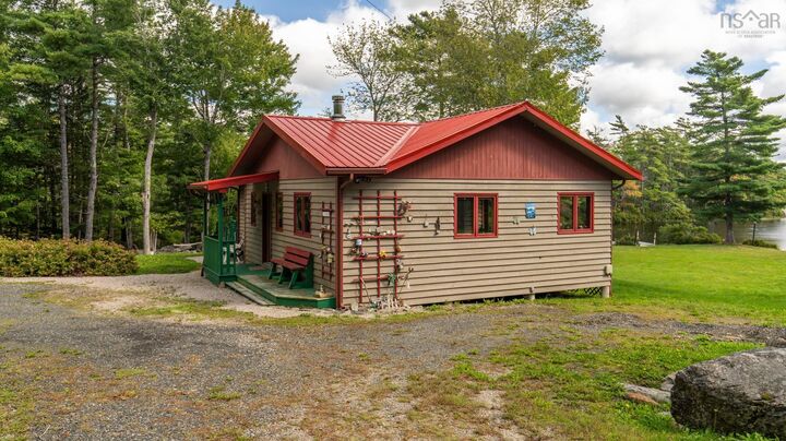 Property Photo:  100 Whispering Pine Drive  NS B5A 5R3 