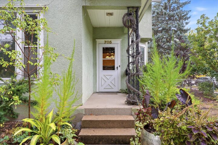 Property Photo: 705 Jefferson Avenue MN 55102