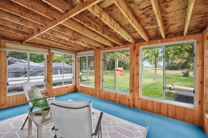Property Photo:  381 Lake Street S  MN 55309 