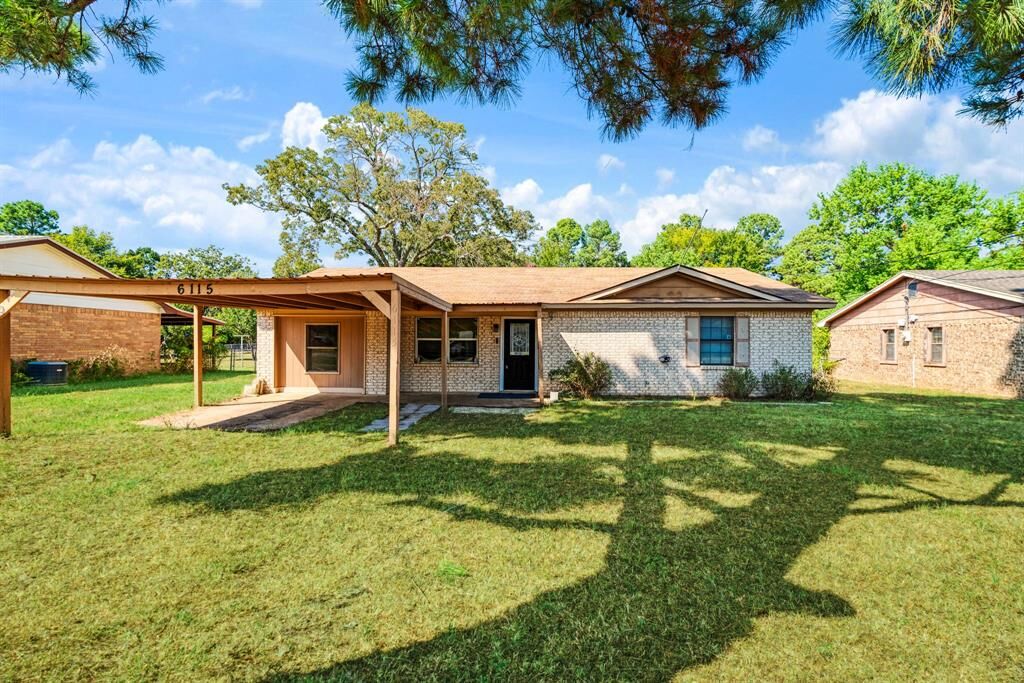 Property Photo: 6115 Waggoner Street TX 75462