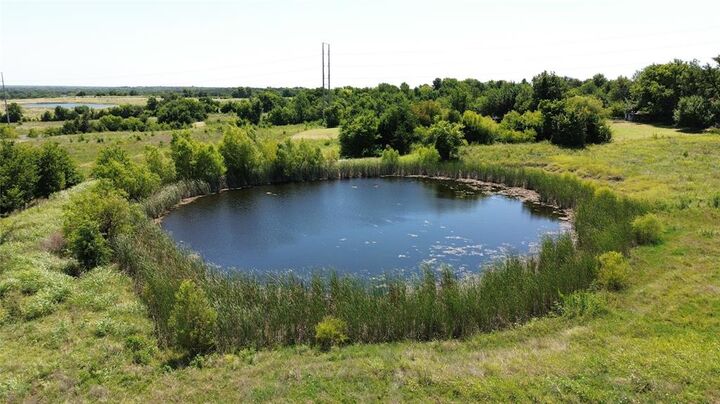 Property Photo: 2271 Farm Road 2949 N TX 75432