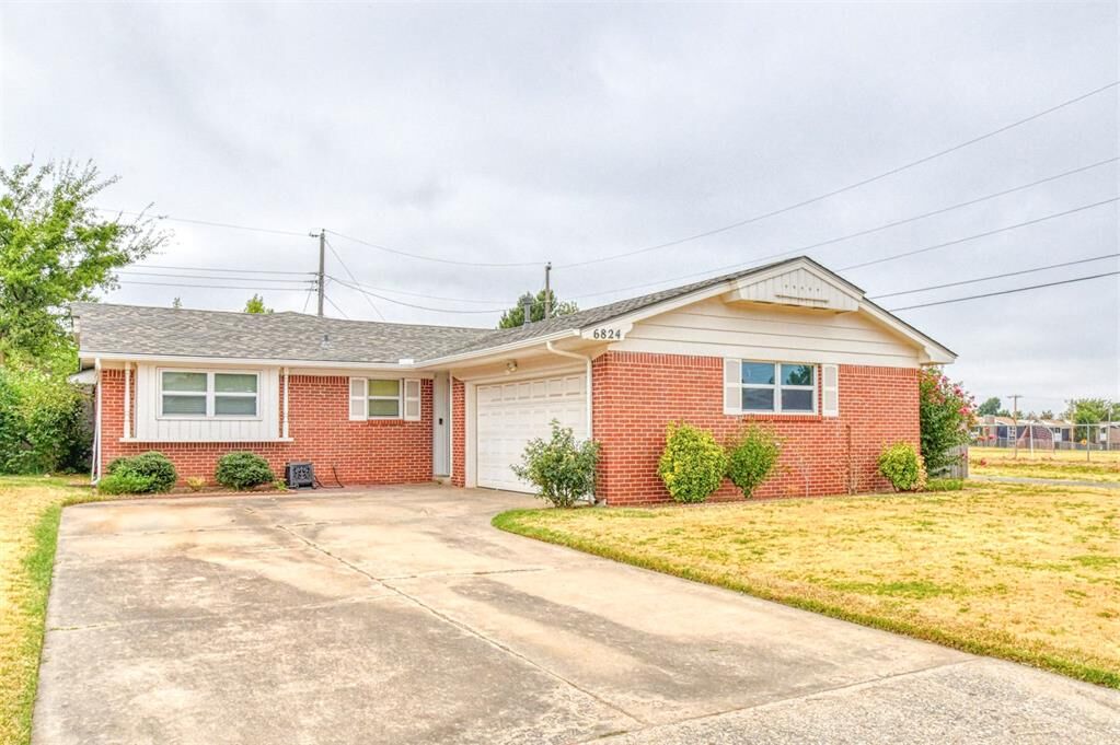 Property Photo:  6824 NW 20th Street  OK 73008 