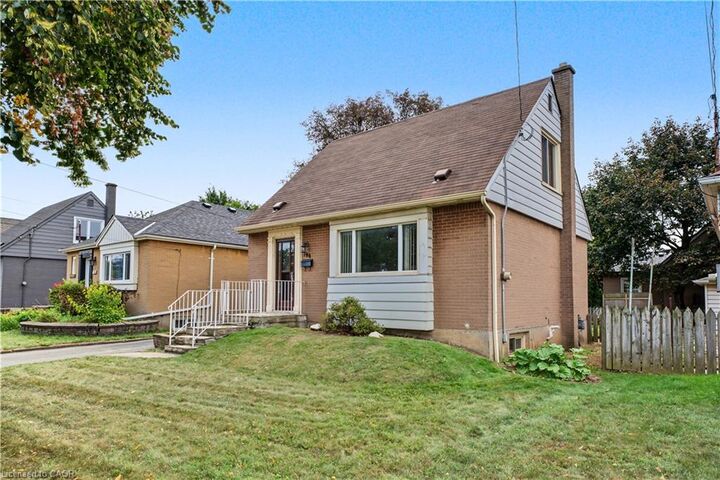 Property Photo:  794 Brucedale Avenue E  ON L8V 1S3 