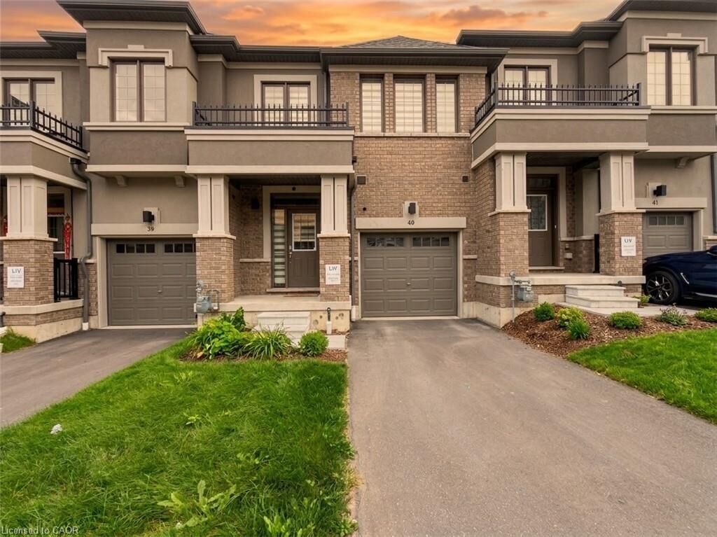 Property Photo:  620 Colborne Street 40  ON N3T 0Y1 