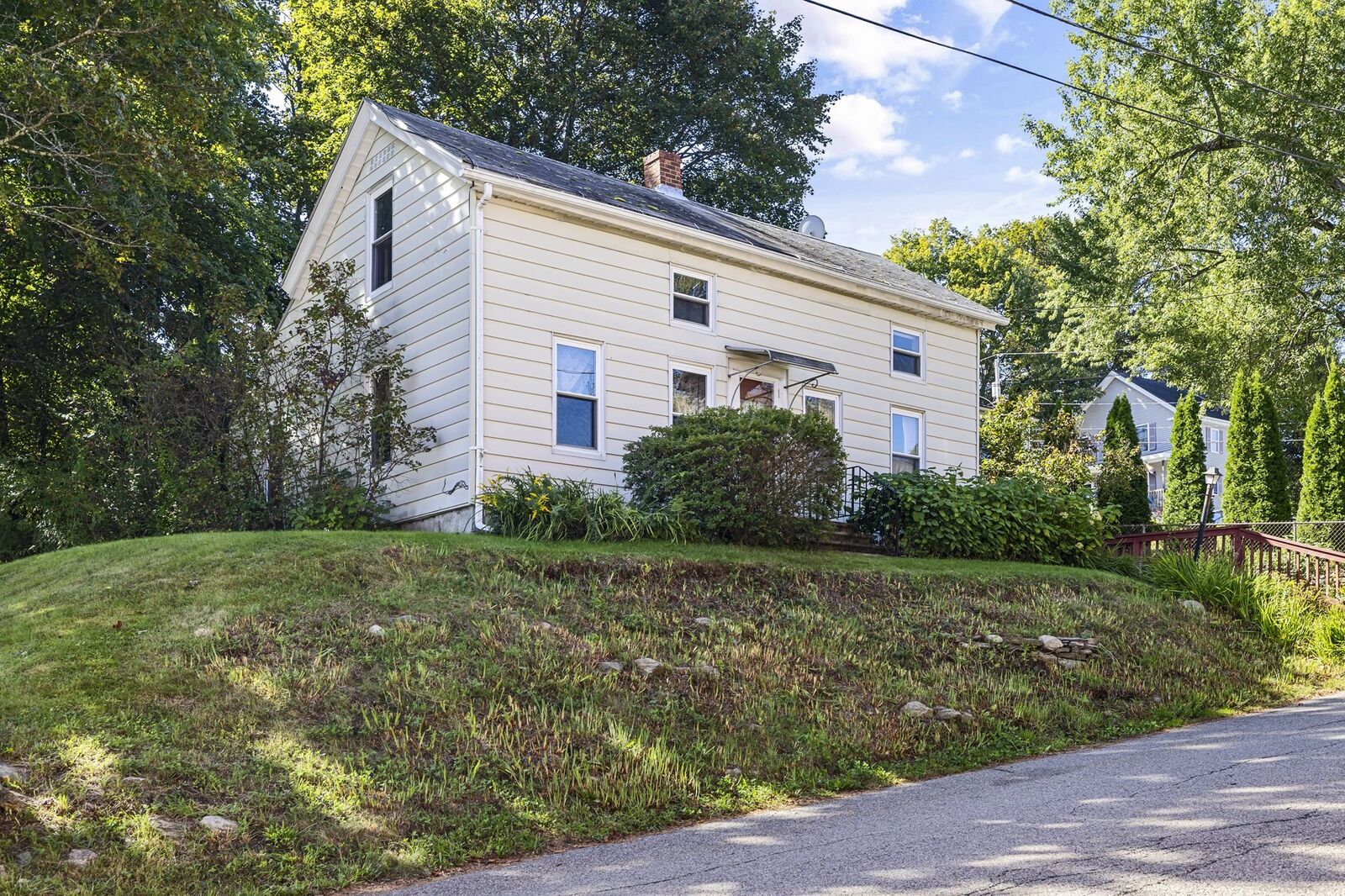 Property Photo:  11 Prospect St  MA 01562 