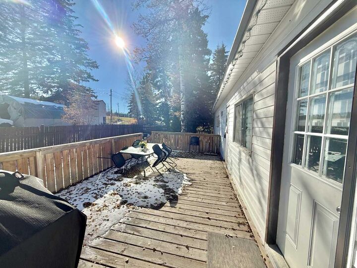 Property Photo: 9-726 Carmichael Lane AB T7V 1T1