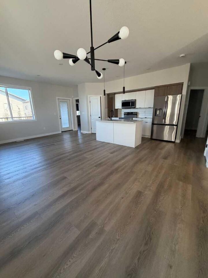 Property Photo:  10206 128 Avenue B  AB T8V 6S9 