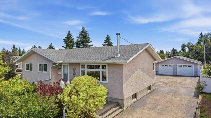 Property Photo:  5709 56 Avenue  AB T4L 1N6 