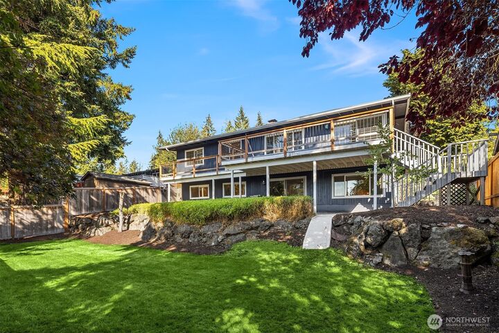 Property Photo: 113 152nd Place SE WA 98007