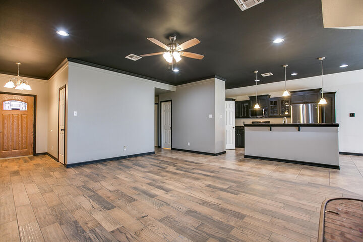 Property Photo: 6002 Rita Blanca Street TX 76904