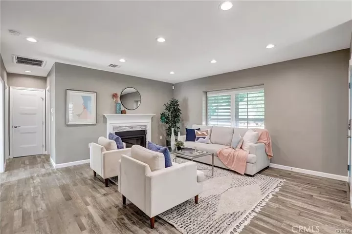 Property Photo:  4437 Keever Avenue  CA 90807 