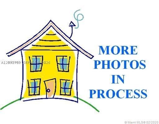 Property Photo: 11464 SW 100th Ter FL 33176