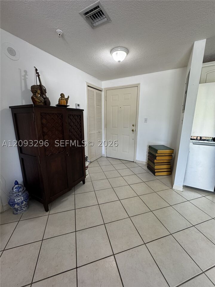 Property Photo: 3500 Coral Way 412 FL 33145