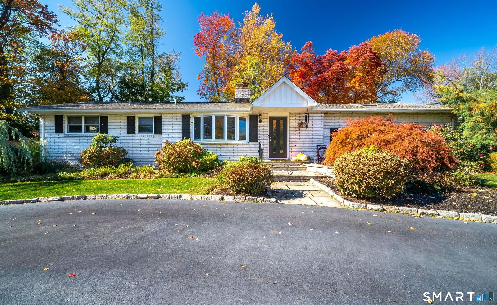 Property Photo:  22 Valley Brook Lane  CT 06473 
