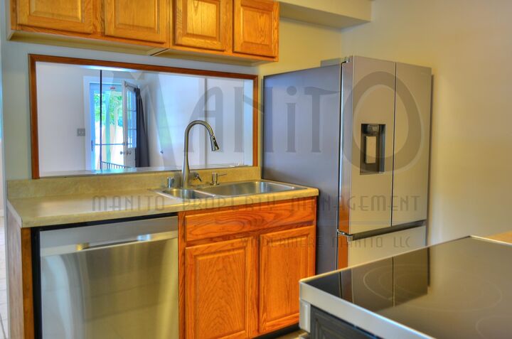Property Photo:  1654 E Decatur Ave  WA 99208 