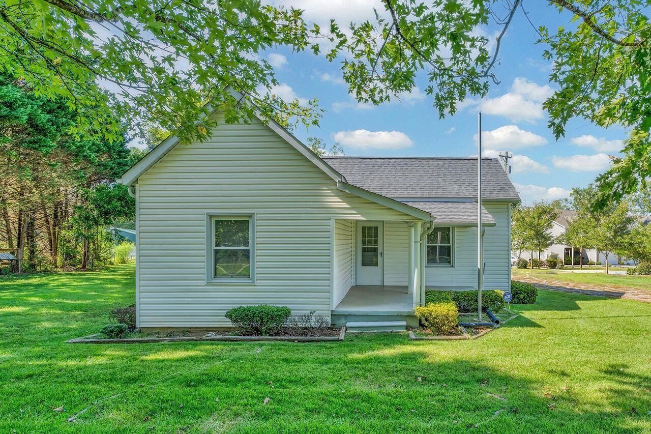 Property Photo:  1704 Carolina Country Club Road  SC 29306 