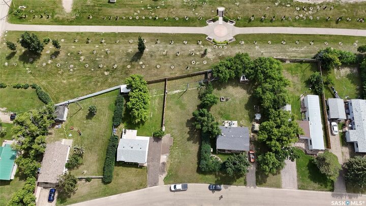 Property Photo:  417 Park Avenue  SK S0L 2N0 