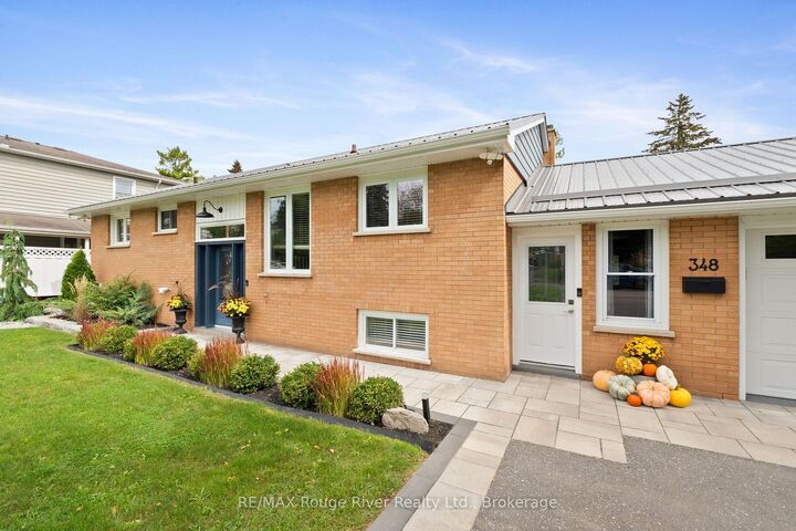 Property Photo:  348 Cottesmore Avenue  ON K9A 4E2 
