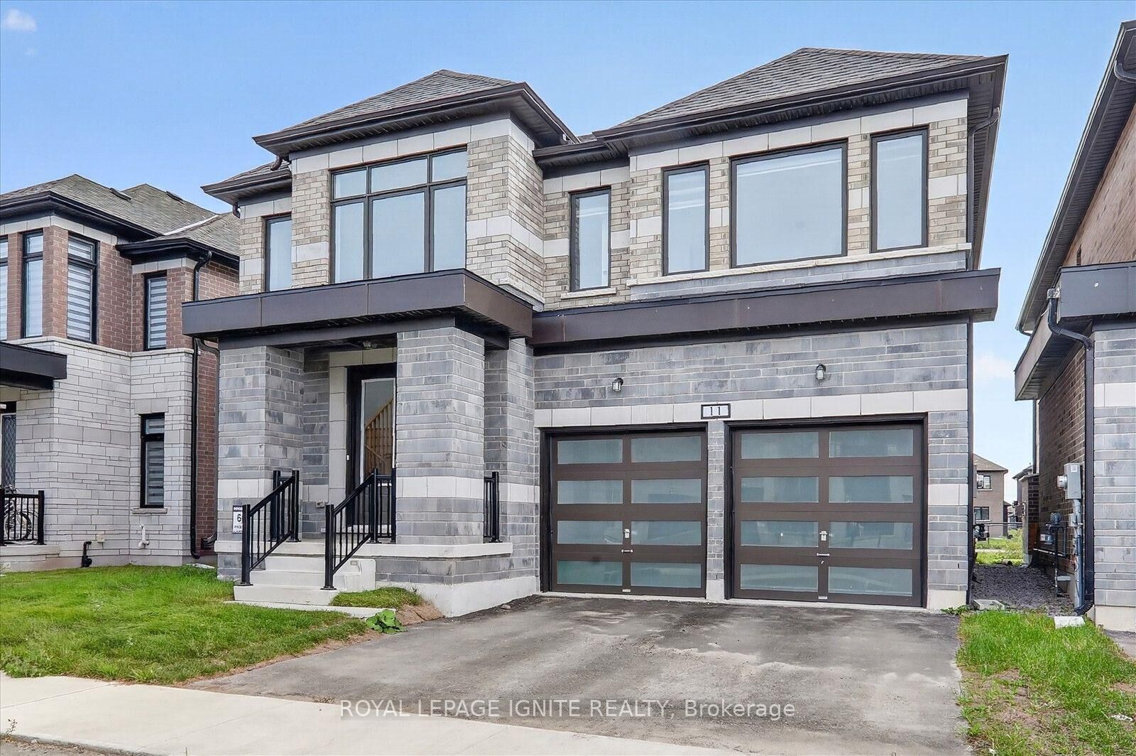Property Photo:  11 Walters Street  ON K9V 0S2 