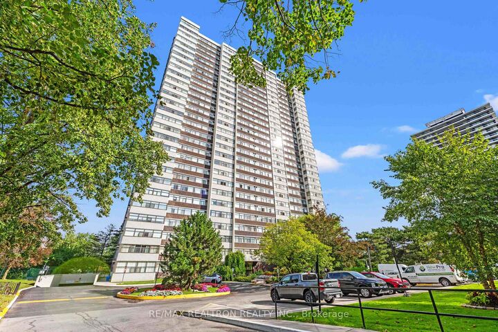 Property Photo:  100 Antibes Drive 804  ON M2R 3N5 