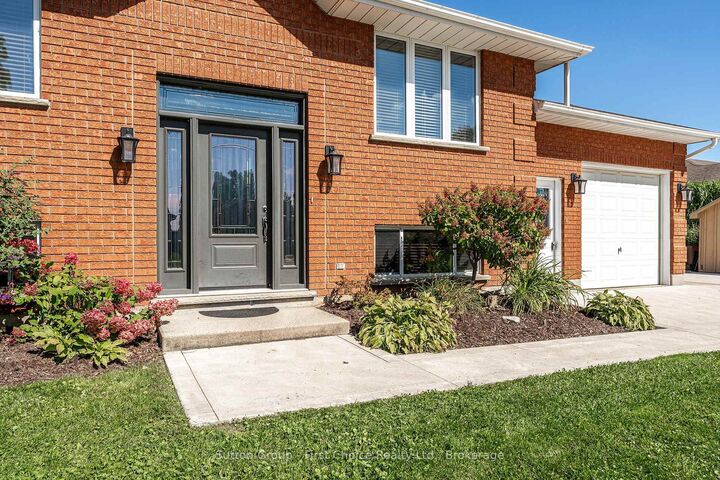 Property Photo:  67 Napier Street  ON N0K 1N0 