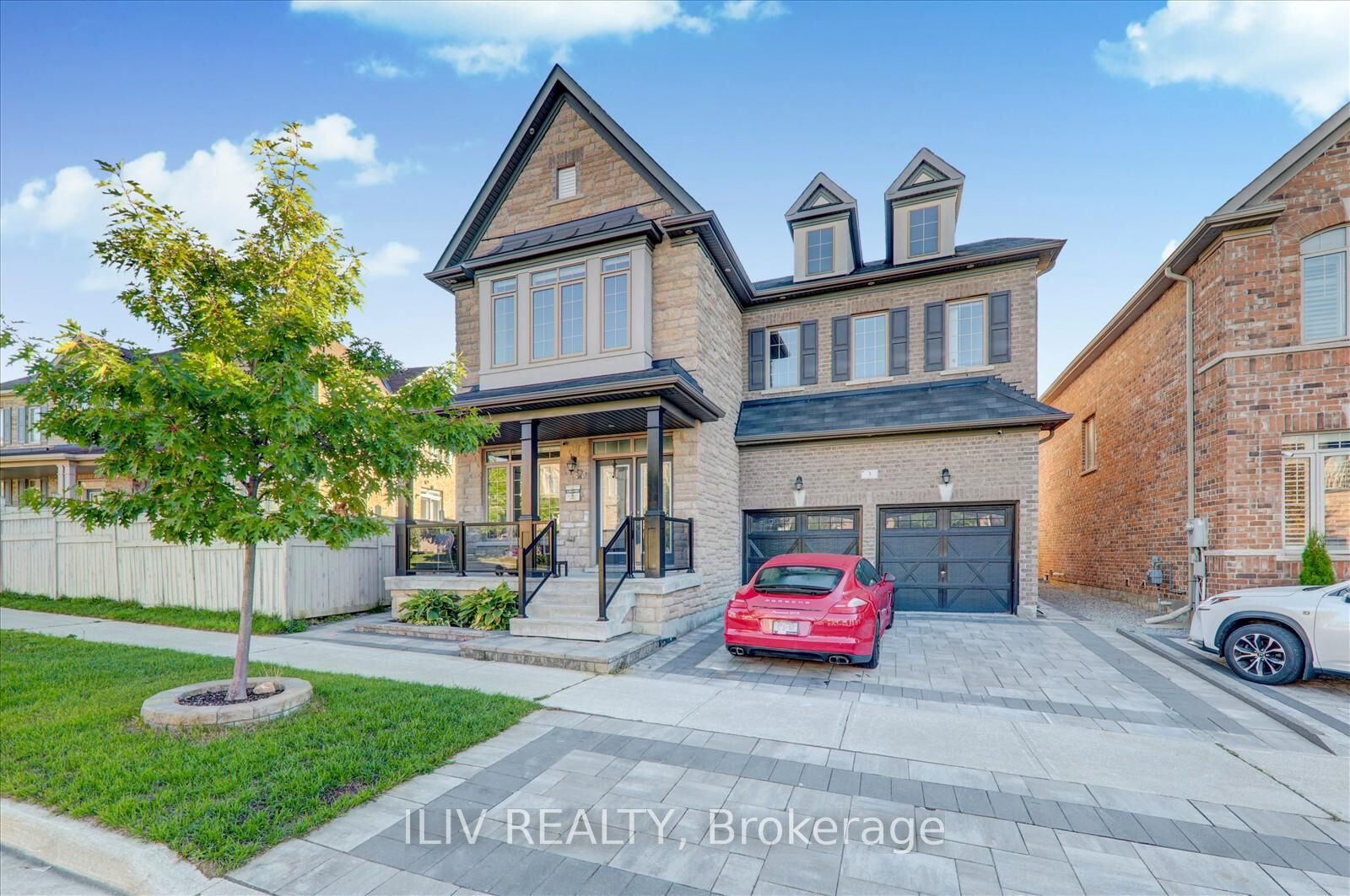 Property Photo:  3 James Glover Drive Upper  ON L6C 0W2 