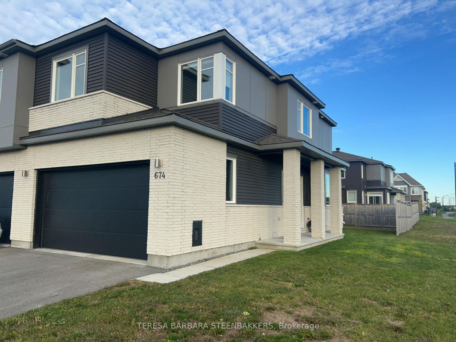 Property Photo:  674 Taliesin Crescent N  ON K2S 2W5 