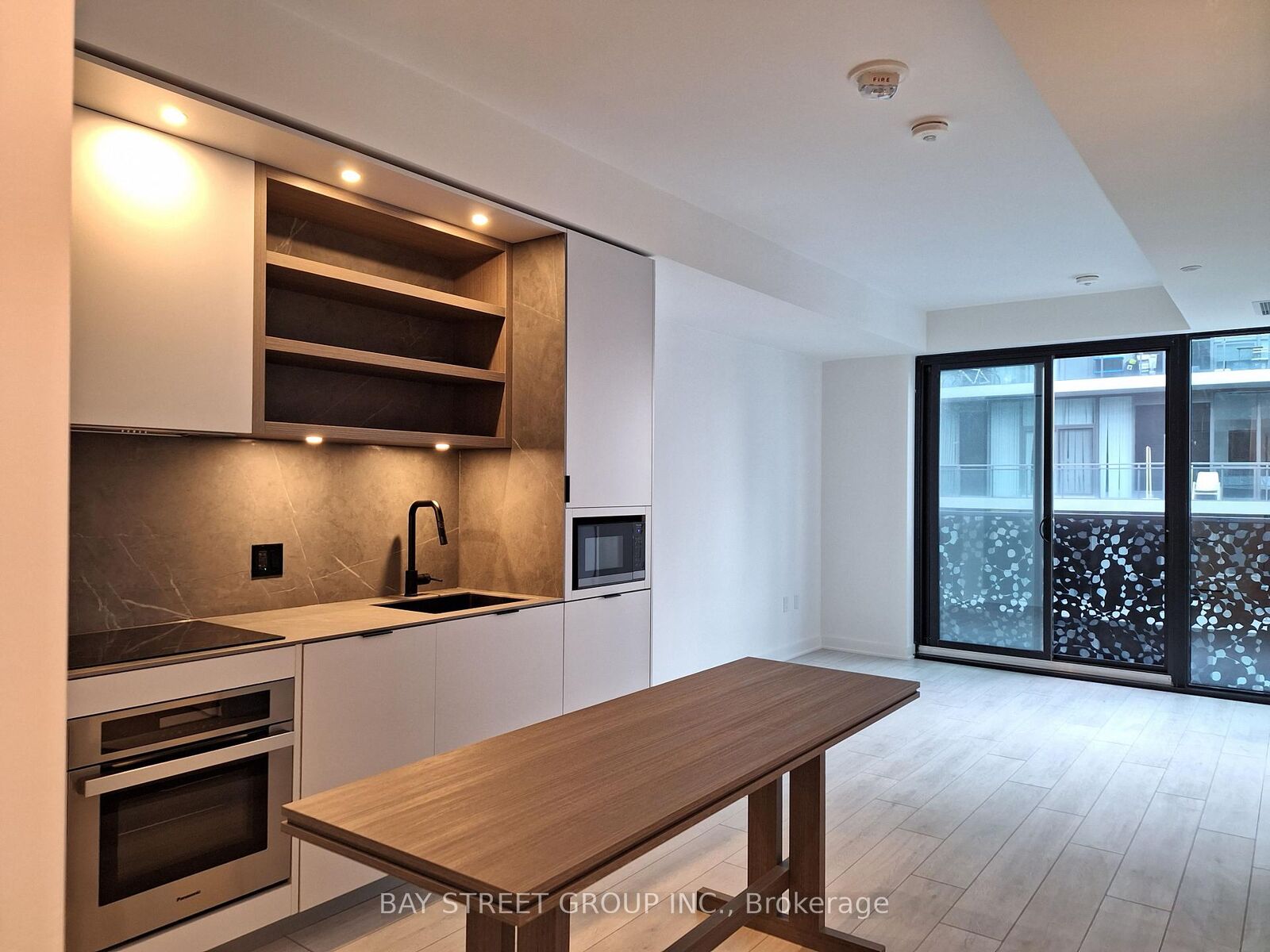 Property Photo: 55 Charles Street E 4408 ON M4Y 0J1