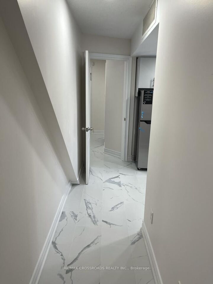 Property Photo:  2 Pilkington Drive  ON M1L 0B7 
