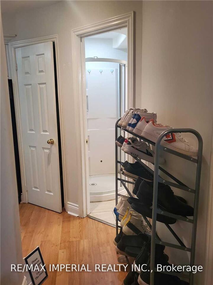 Property Photo:  55 Sassafras Circle Bsmt  ON L4J 8M7 
