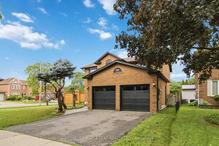 Property Photo:  90 Burgby Avenue Upper  ON L6X 3A4 