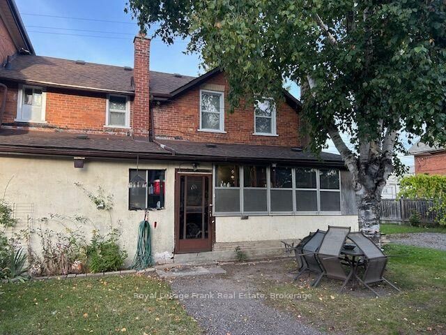 Property Photo: 226 Lake Street ON K9J 3J1