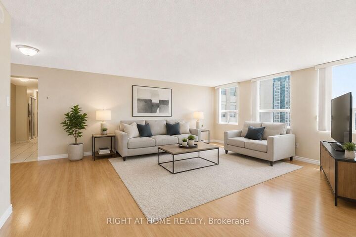 Property Photo:  3650 Kaneff Crescent 2507  ON L5A 4A1 