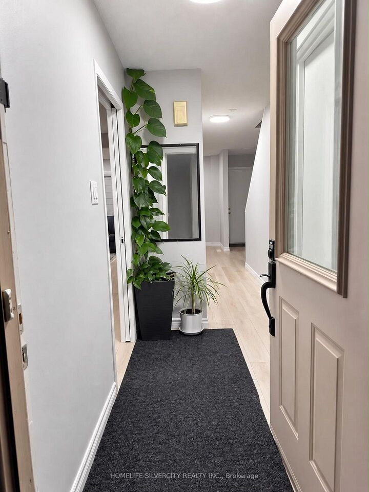 Property Photo:  550 Second Street 2  ON N5V 3S3 