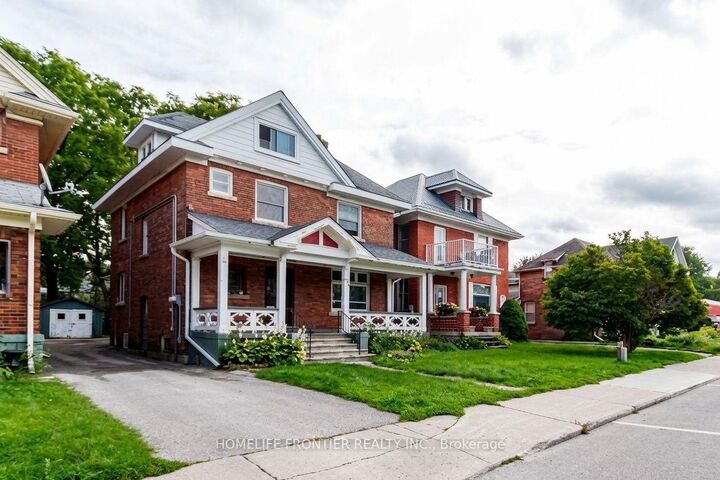 Property Photo: 643 2nd Avenue E ON N4K 2G7