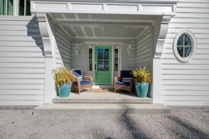 Property Photo:  313 Beechwood Avenue W  ON L0S 1B0 