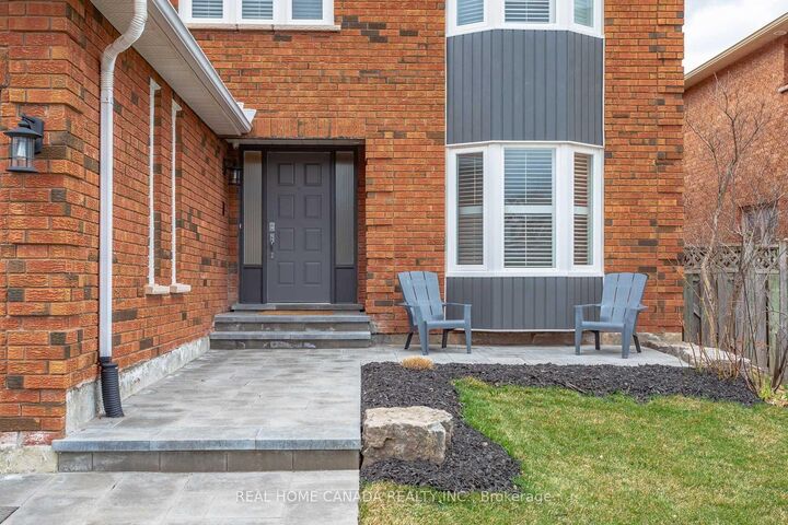 Property Photo: 1542 Prince John Circle ON L6J 6T3