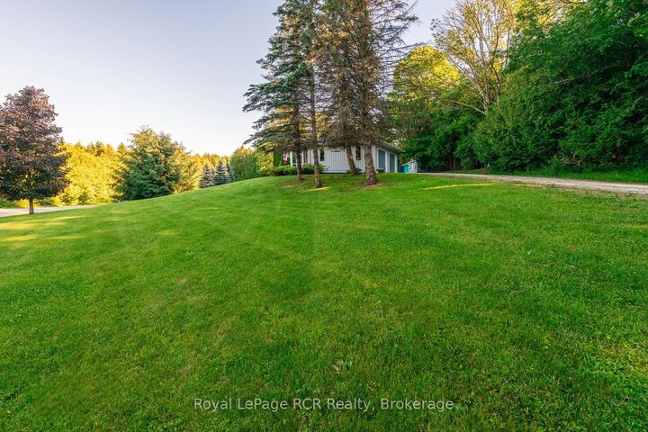 Property Photo:  73028 10 Sideroad Sdr N/A  ON N4N 3B8 